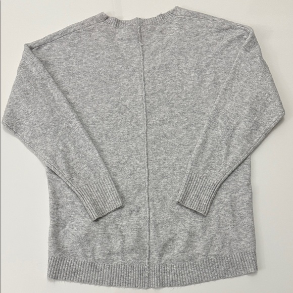 Express V Neck Sweater Size S Women’s  Wool Almost new - Picture 10 of 10